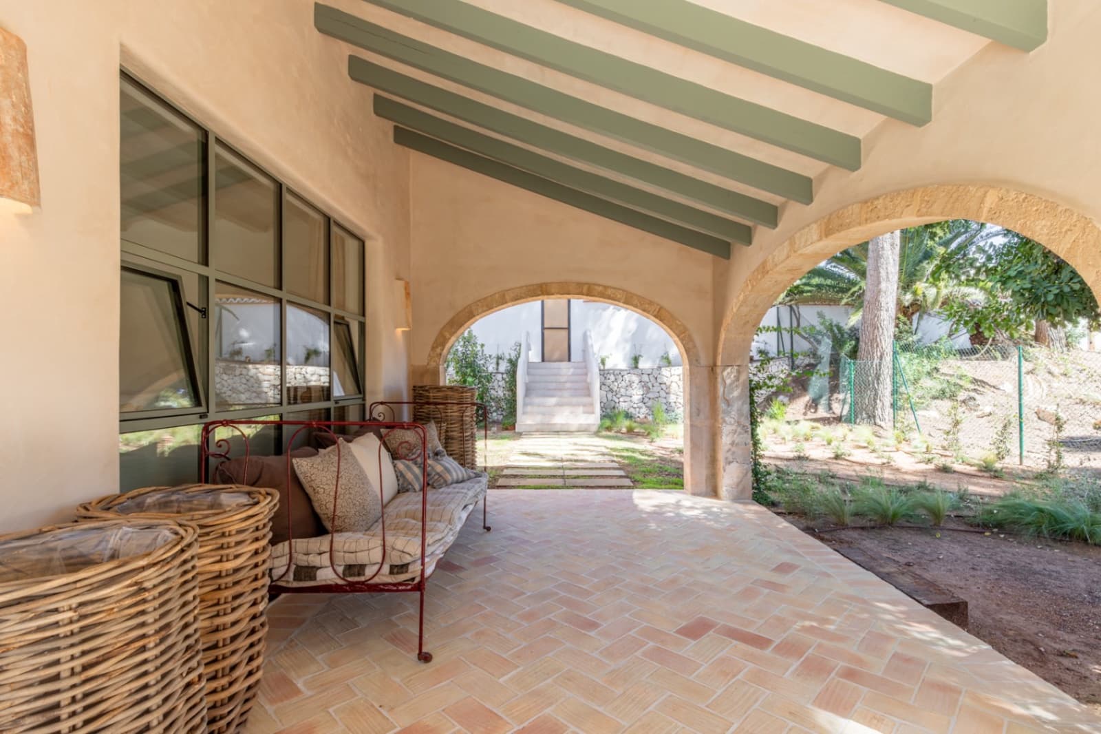 4 bedroom Villa for sale in Javea / Xabia with pool garage - € 2,300,000 (Ref: 9974420)