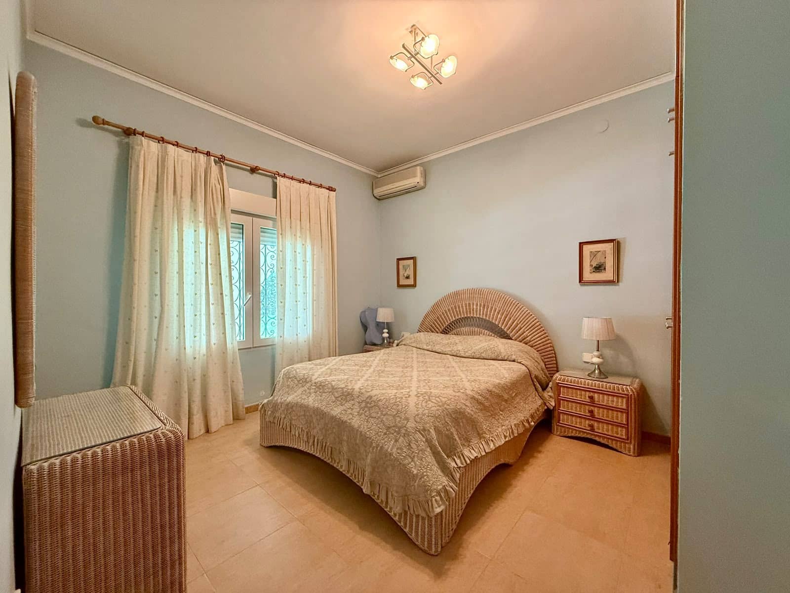 5 soverom Villa til salgs i Denia med svømmebasseng garasje - € 1 395 000 (Ref: 10004625)