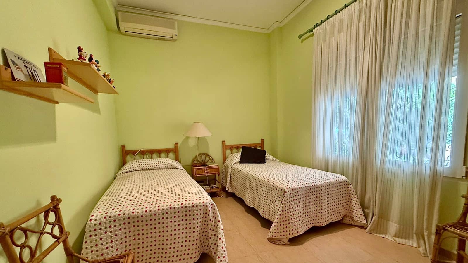 5 soverom Villa til salgs i Denia med svømmebasseng garasje - € 1 395 000 (Ref: 10004625)