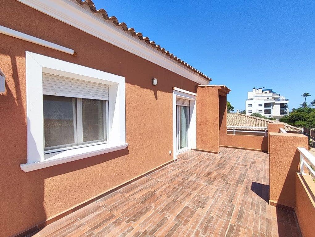3 Zimmer Villa zu verkaufen in Denia mit Pool Garage - 495.000 € (Ref: 10101062)
