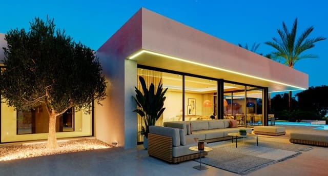 4 soverom Villa til salgs i Dénia med svømmebasseng garasje - € 1 860 000 (Ref: 8402486)