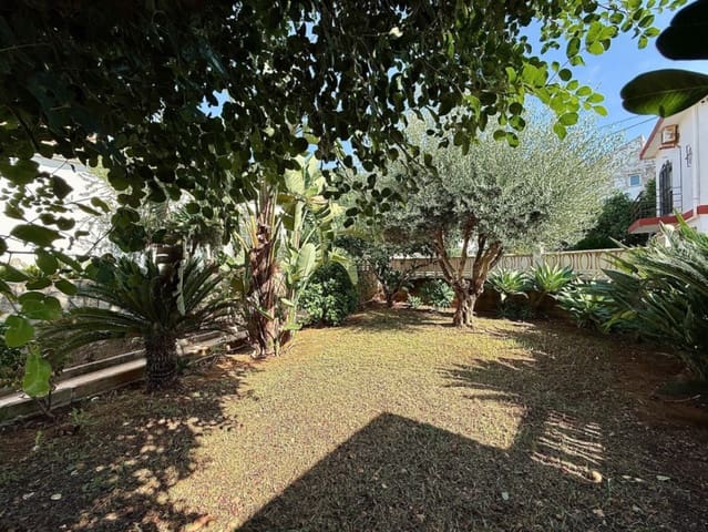 2 bedroom Villa for sale in Dénia with garage - € 450,000 (Ref: 9293855)