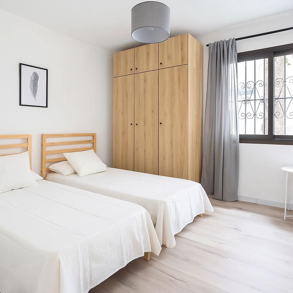 2 bedroom Beach Apartment for sale in Denia - € 210,000 (Ref: 9325435)