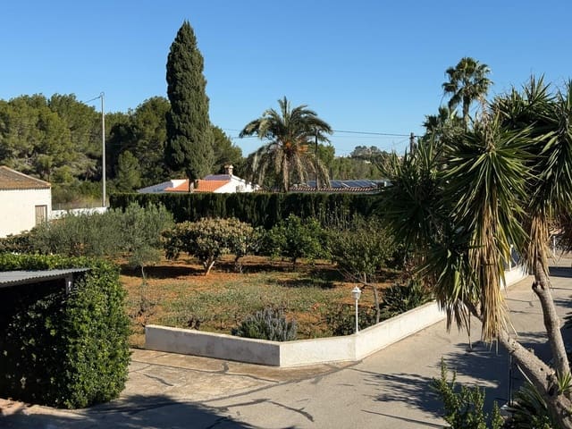 6 soverom Finca/Herregård til salgs i Dénia med svømmebasseng garasje - € 950 000 (Ref: 9665493)