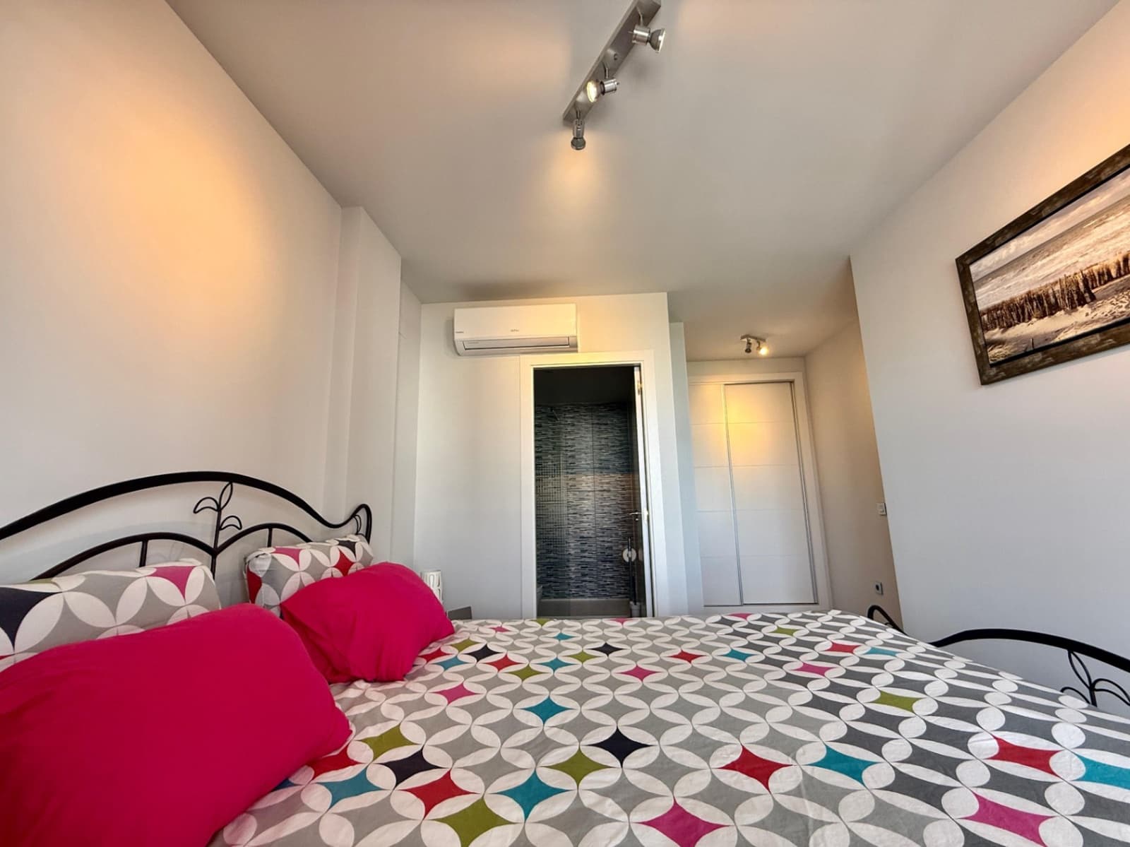 2 bedroom Apartment for sale in Denia with pool garage - € 389,000 (Ref: 9758016)