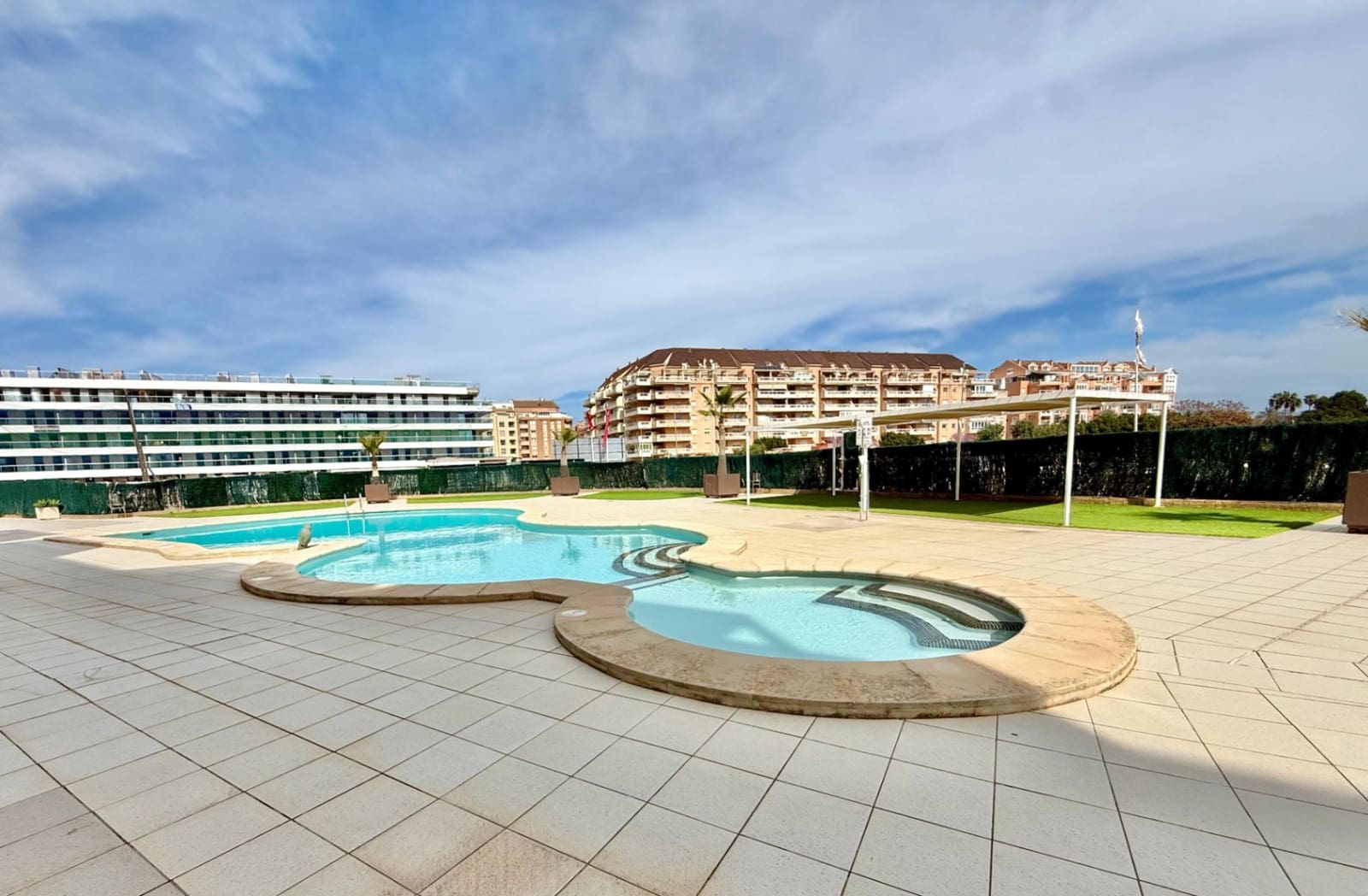 2 slaapkamer Appartement te koop in Denia met zwembad garage - € 350.000 (Ref: 9787863)