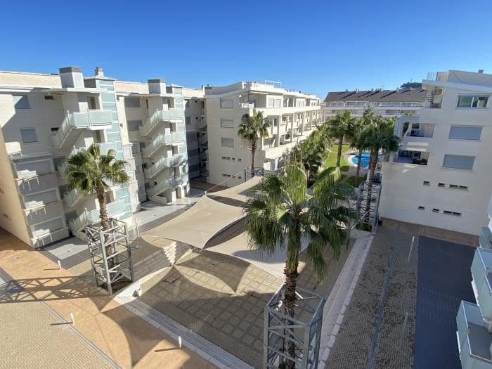 2 bedroom Apartment for sale in Denia with pool garage - € 298,000 (Ref: 9821016)
