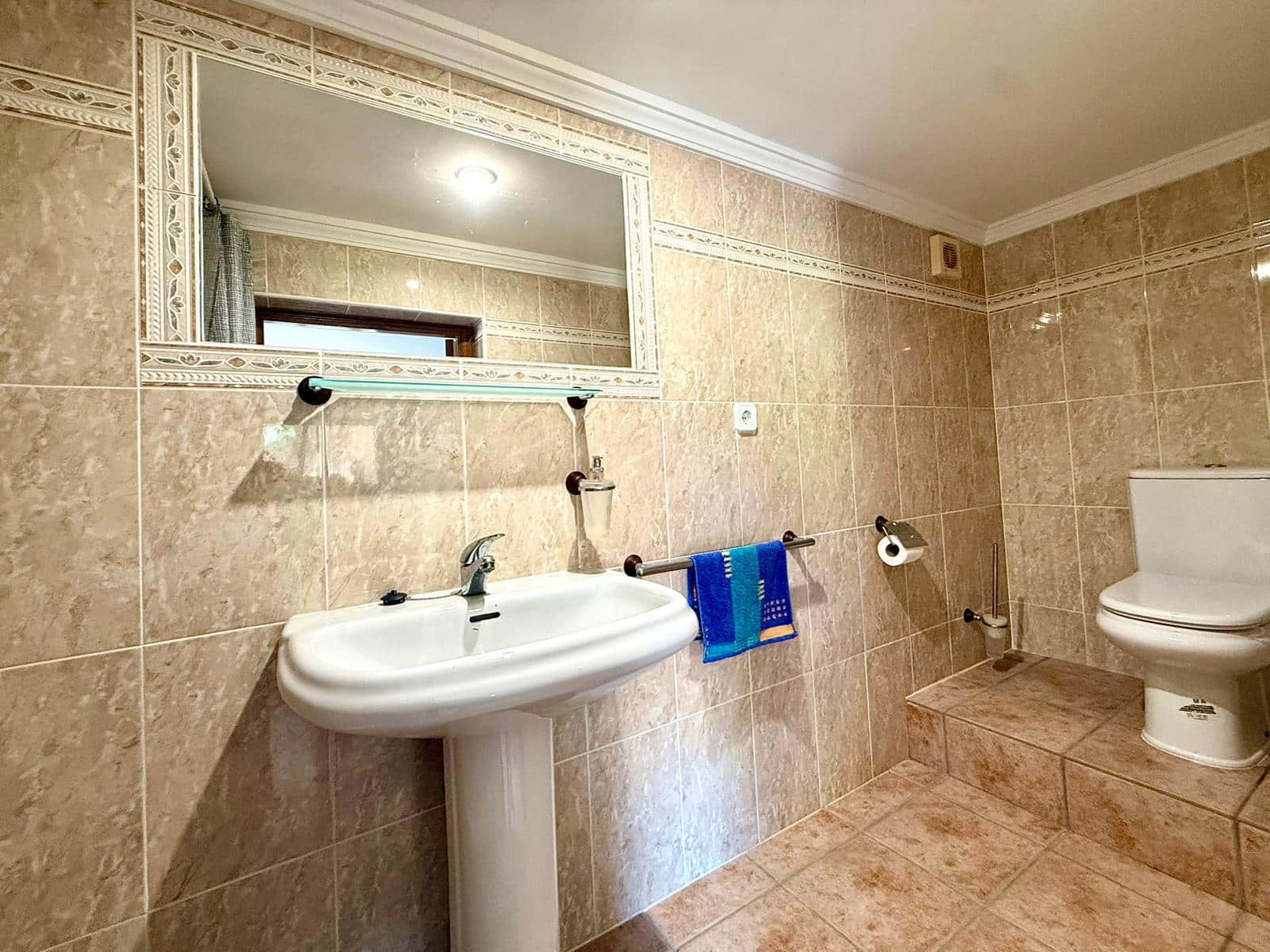 2 sypialnia Willa na sprzedaż w Pedreguer z basenem garażem - 495 000 € (Ref: 9909350)