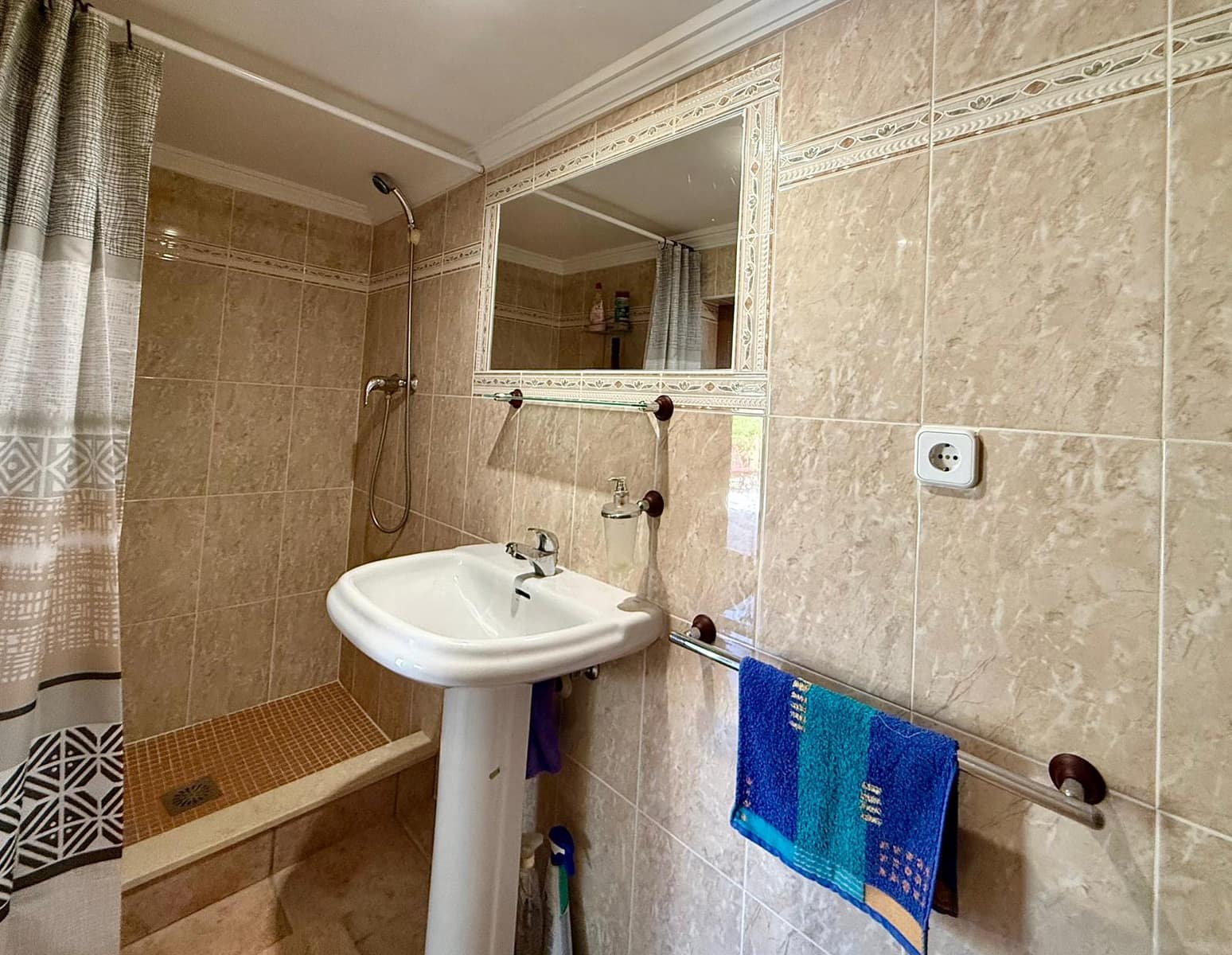 2 sypialnia Willa na sprzedaż w Pedreguer z basenem garażem - 495 000 € (Ref: 9909350)