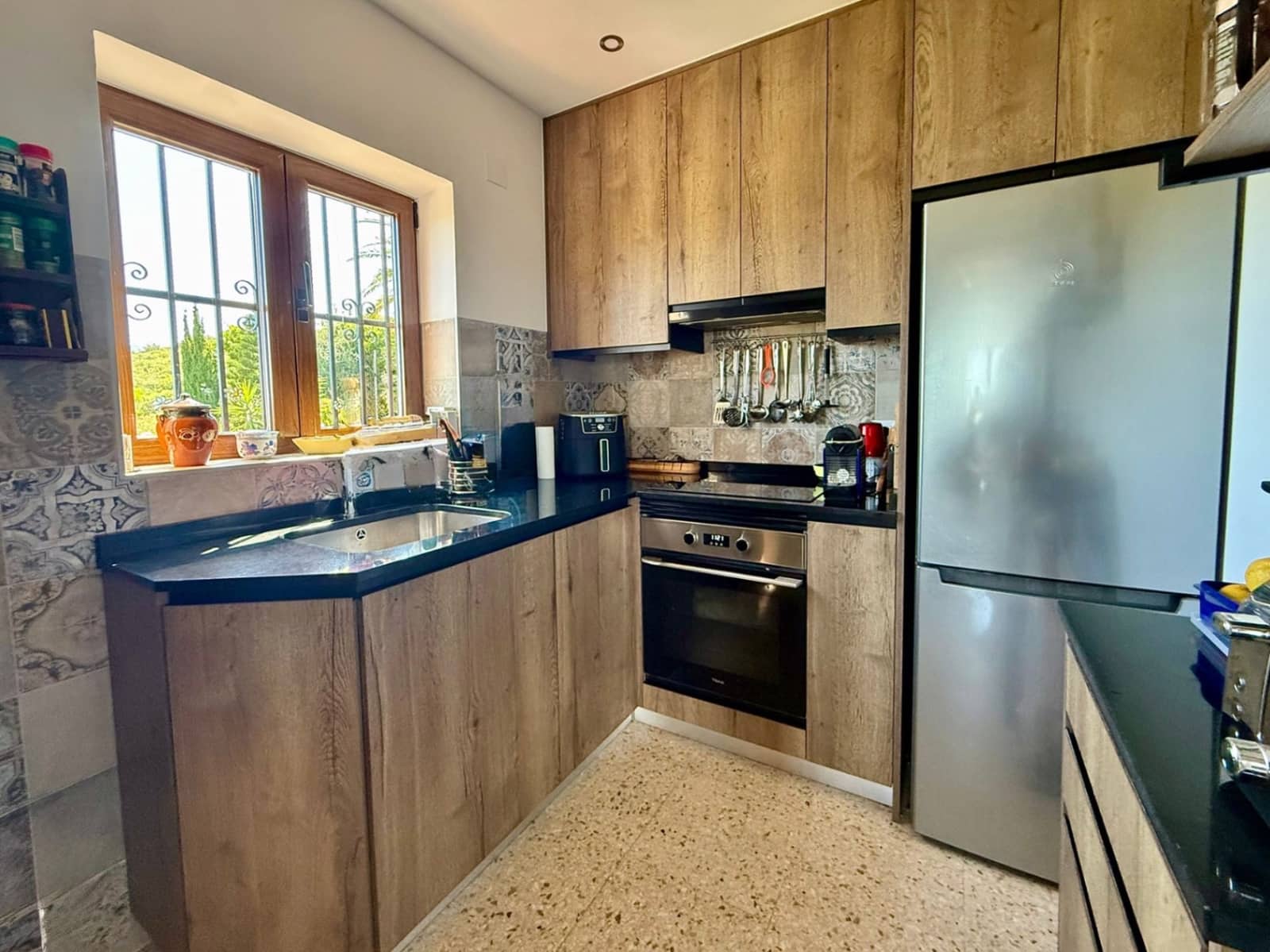 2 sypialnia Willa na sprzedaż w Pedreguer z basenem garażem - 495 000 € (Ref: 9909350)