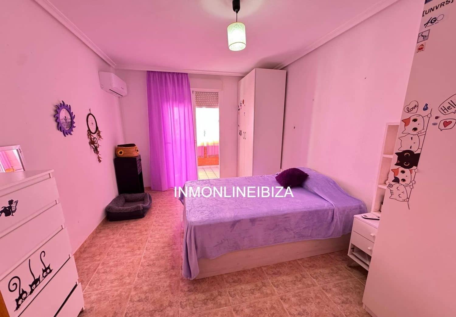3 sovrum Lägenhet till salu i Ibiza stad med pool garage - 830 000 € (Ref: 10007107)