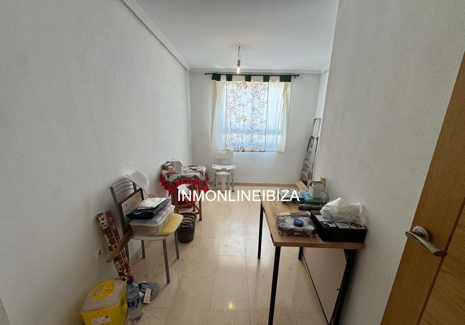 3 makuuhuone Huoneisto myytävänä paikassa Alicante kaupunki mukana 
autotalli - 264 000 € (Ref: 10031434)