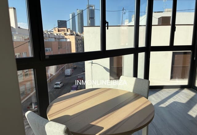2 slaapkamer Appartement te huur in Almenara, Madrid stad met garage - € 1.800 (Ref: 10040252)