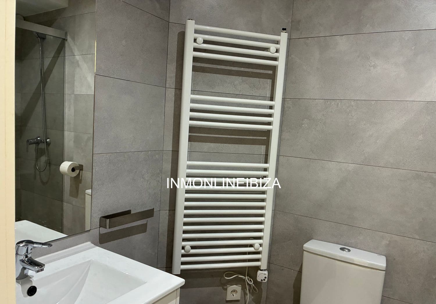 2 soveværelse Lejlighed til leje i Madrid by med garage - € 1.800 (Ref: 10040252)