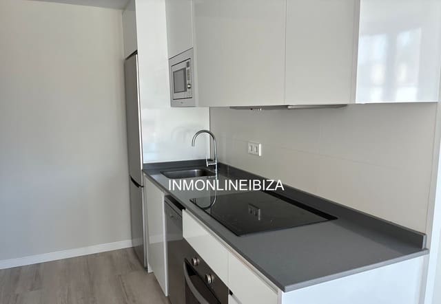 2 slaapkamer Appartement te huur in Almenara, Madrid stad met garage - € 1.800 (Ref: 10040252)