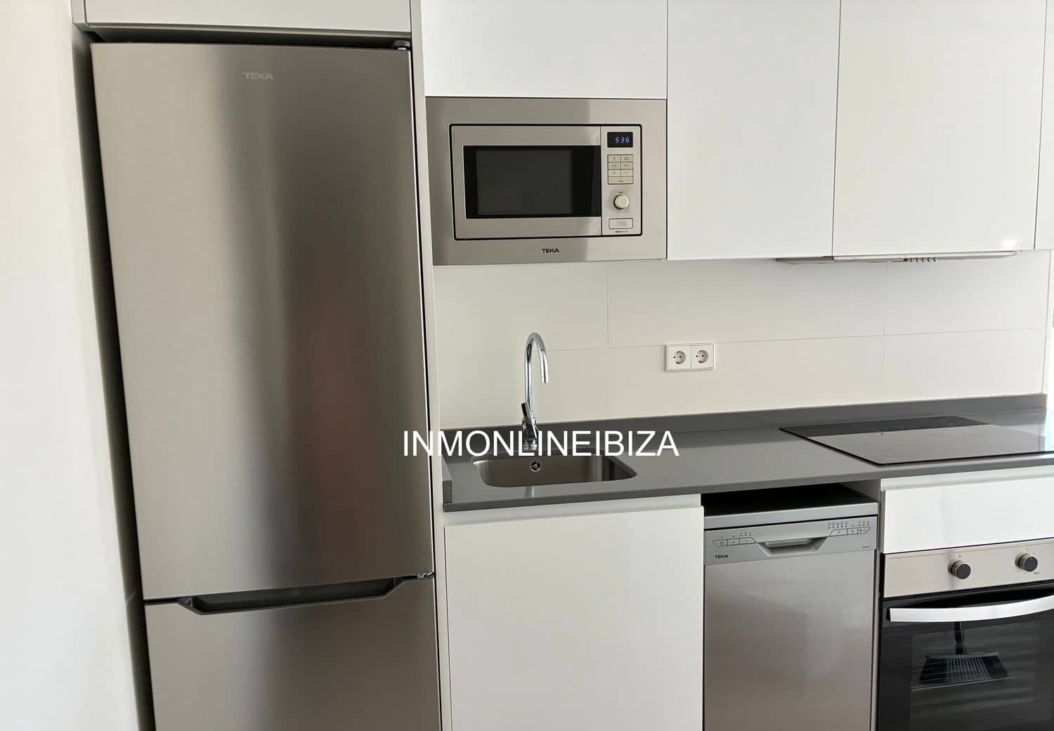 2 soveværelse Lejlighed til leje i Madrid by med garage - € 1.800 (Ref: 10040252)