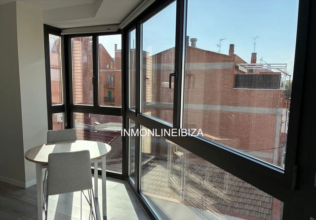 2 slaapkamer Appartement te huur in Almenara, Madrid stad met garage - € 1.800 (Ref: 10040252)