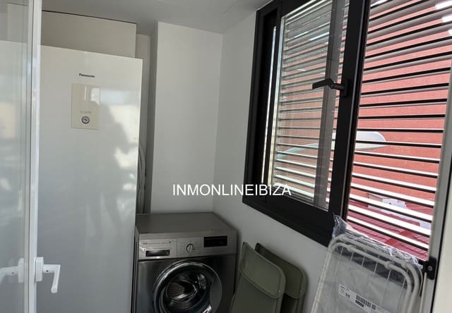 2 slaapkamer Appartement te huur in Almenara, Madrid stad met garage - € 1.800 (Ref: 10040252)