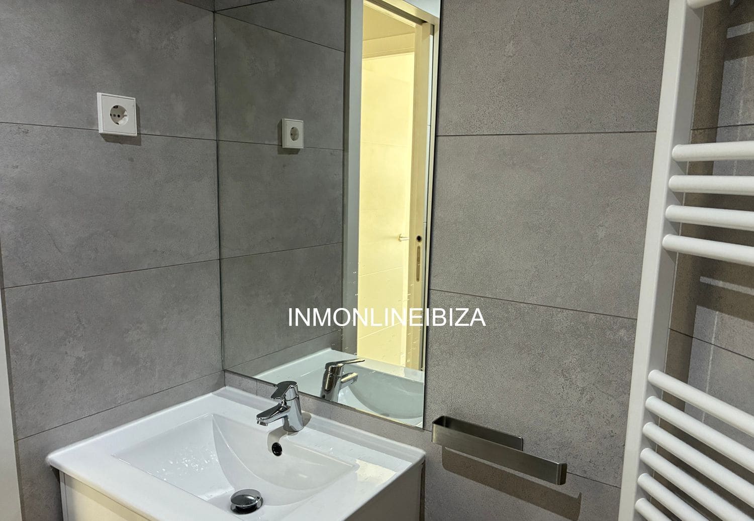 2 soveværelse Lejlighed til leje i Madrid by med garage - € 1.800 (Ref: 10040252)