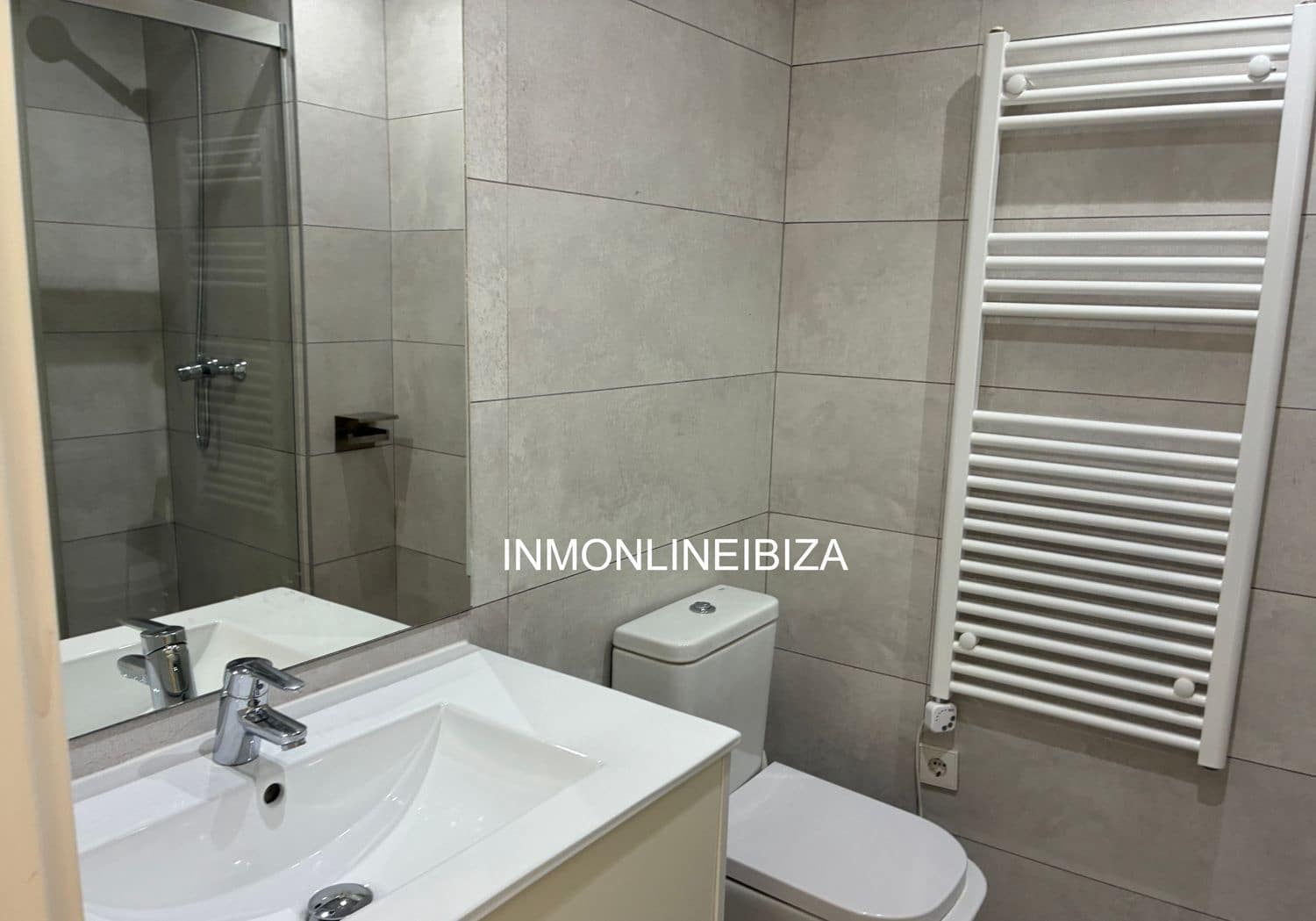2 soveværelse Lejlighed til leje i Madrid by med garage - € 1.800 (Ref: 10040252)