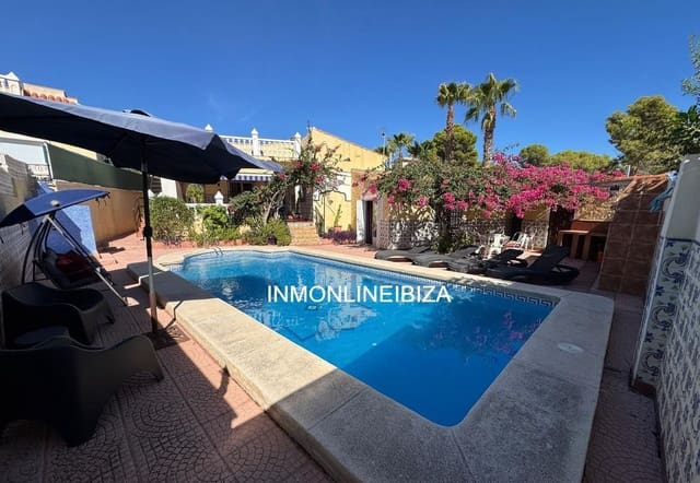 4 soveværelse Villa til leje i Pueblo - Urbanizaciones, Alfaz del Pi / L'Alfàs del Pi med swimmingpool garage - € 2.400 (Ref: 10108690)