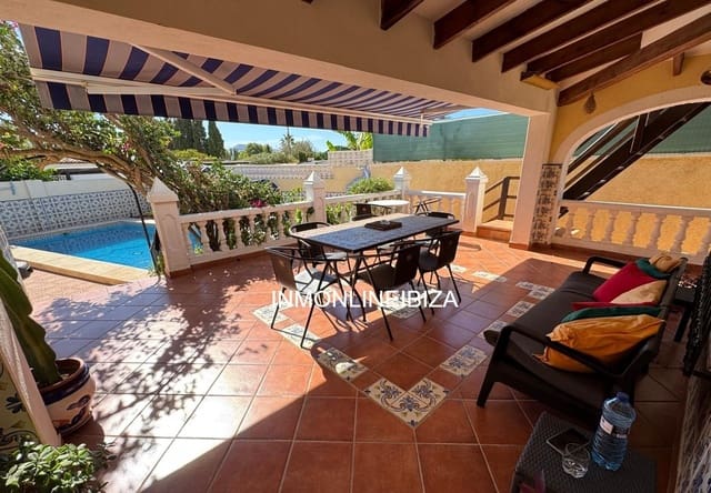 4 soveværelse Villa til leje i Pueblo - Urbanizaciones, Alfaz del Pi / L'Alfàs del Pi med swimmingpool garage - € 2.400 (Ref: 10108690)