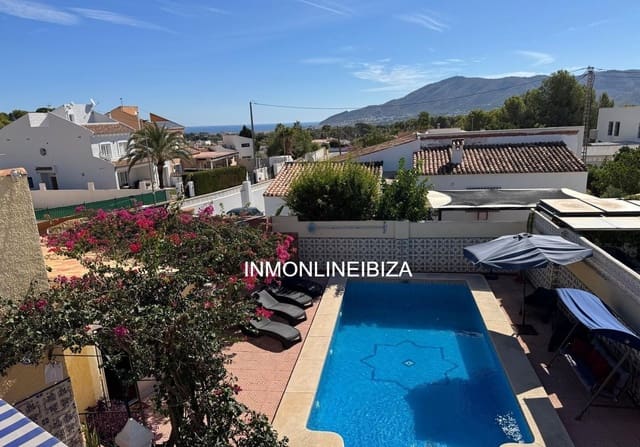 4 soveværelse Villa til leje i Pueblo - Urbanizaciones, Alfaz del Pi / L'Alfàs del Pi med swimmingpool garage - € 2.400 (Ref: 10108690)