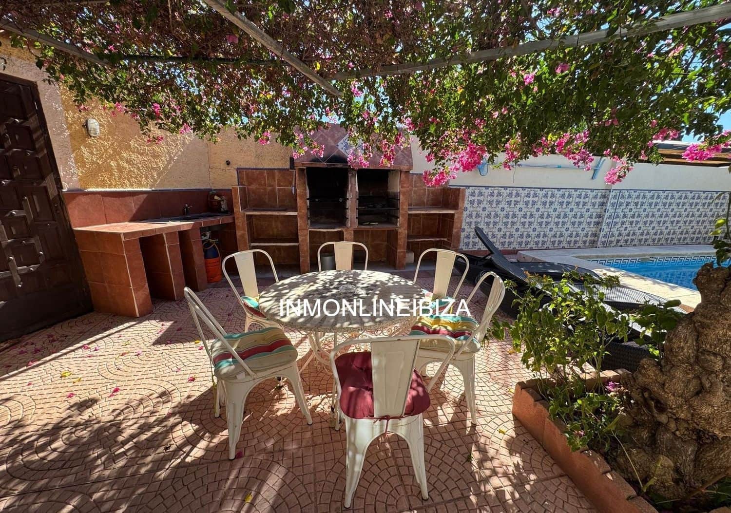 4 soverom Villa til leie i Alfaz del Pi / L'Alfas del Pi med svømmebasseng garasje - € 2 400 (Ref: 10108690)