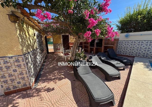 4 soveværelse Villa til leje i Pueblo - Urbanizaciones, Alfaz del Pi / L'Alfàs del Pi med swimmingpool garage - € 2.400 (Ref: 10108690)