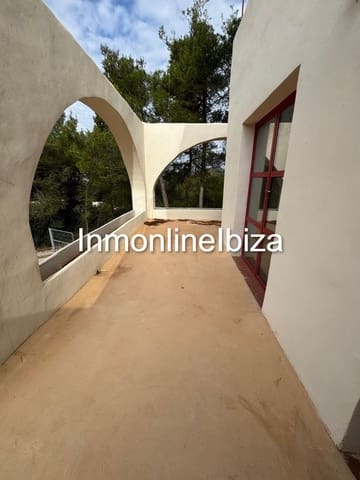 3 slaapkamer Villa te huur in Sant Antoni de Portmany met garage - € 2.600 (Ref: 10127644)