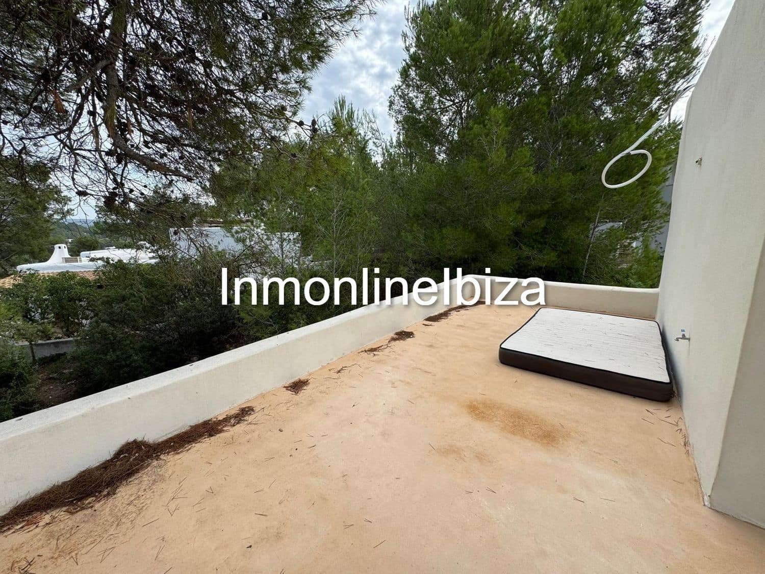 3 bedroom Villa for rent in Sant Antoni de Portmany with garage - € 2,600 (Ref: 10127644)