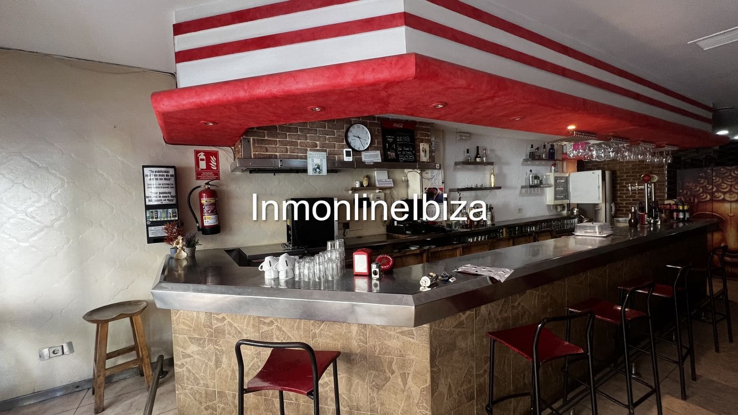 Kaupallinen myytävänä paikassa Ibiza kaupunki - 420 000 € (Ref: 10131150)