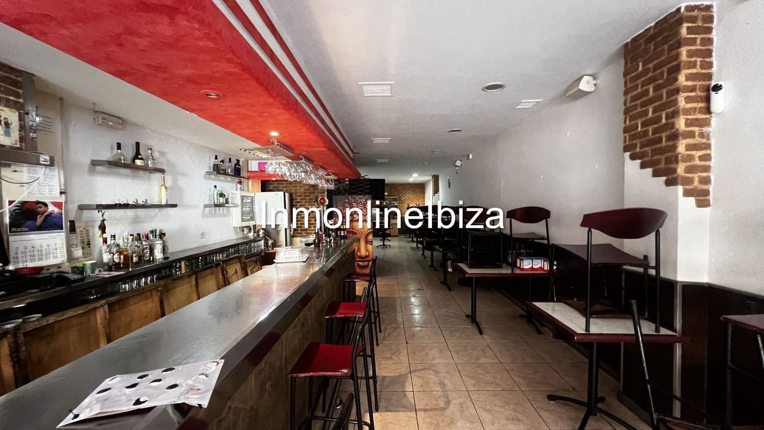 Kaupallinen myytävänä paikassa Ibiza kaupunki - 420 000 € (Ref: 10131150)