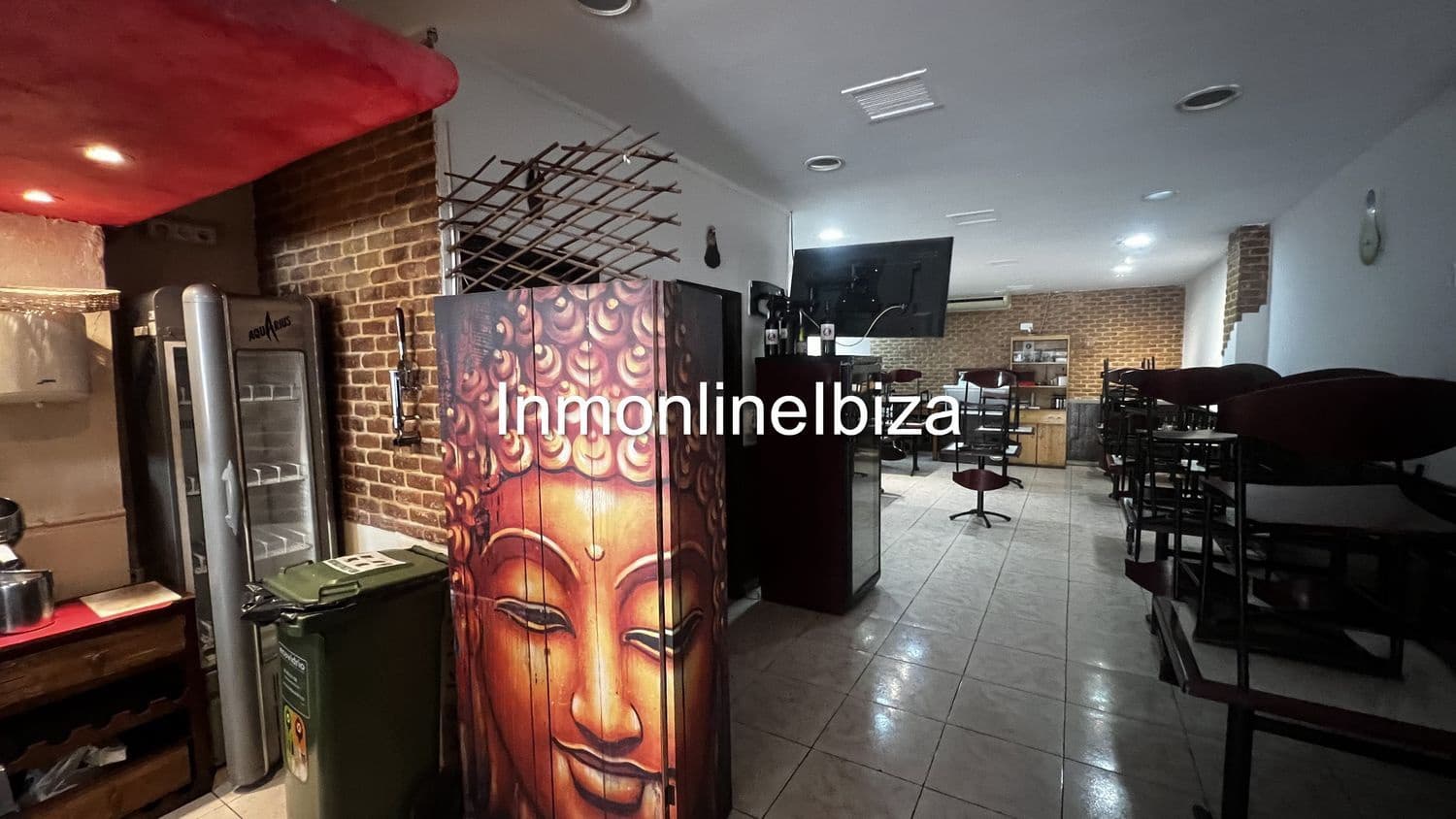 Kaupallinen myytävänä paikassa Ibiza kaupunki - 420 000 € (Ref: 10131150)