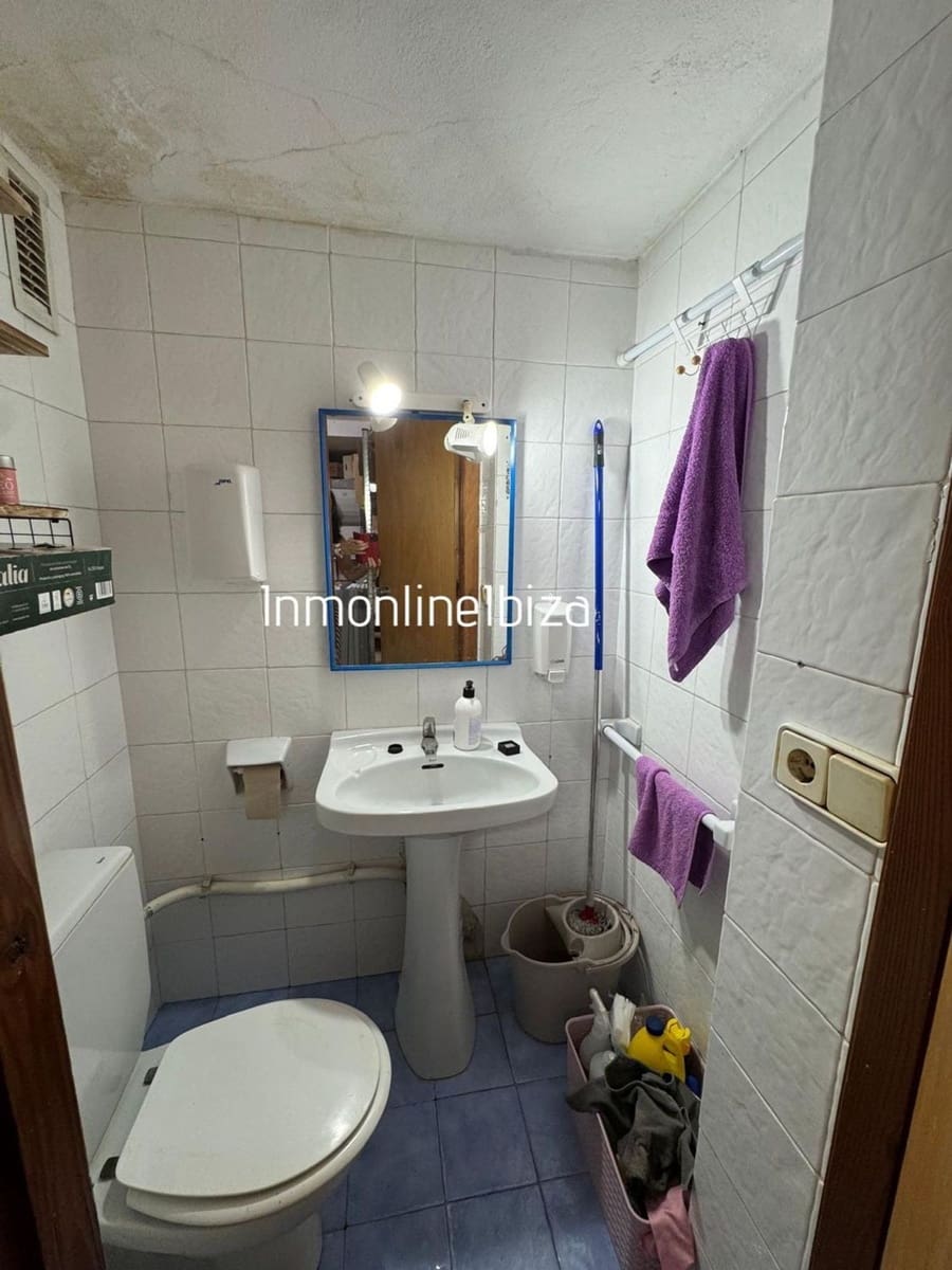Commerciale da affittare in Santa Eulalia / Santa Eularia - 1.500 € (Rif: 10182372)