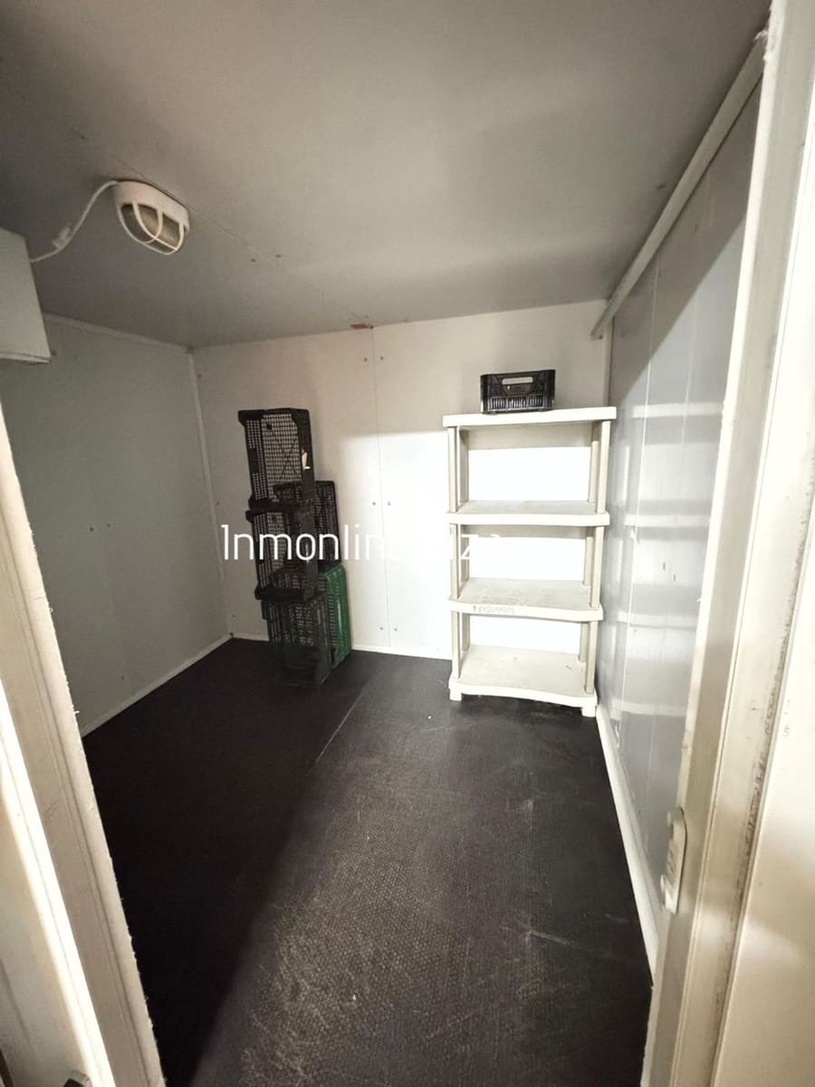 Commerciale da affittare in Santa Eulalia / Santa Eularia - 1.500 € (Rif: 10182372)