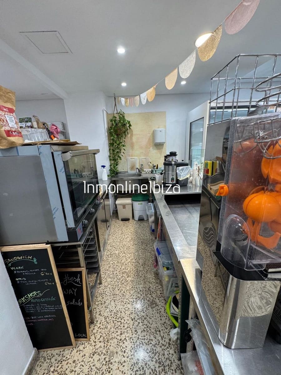 Commerciale da affittare in Santa Eulalia / Santa Eularia - 1.500 € (Rif: 10182372)