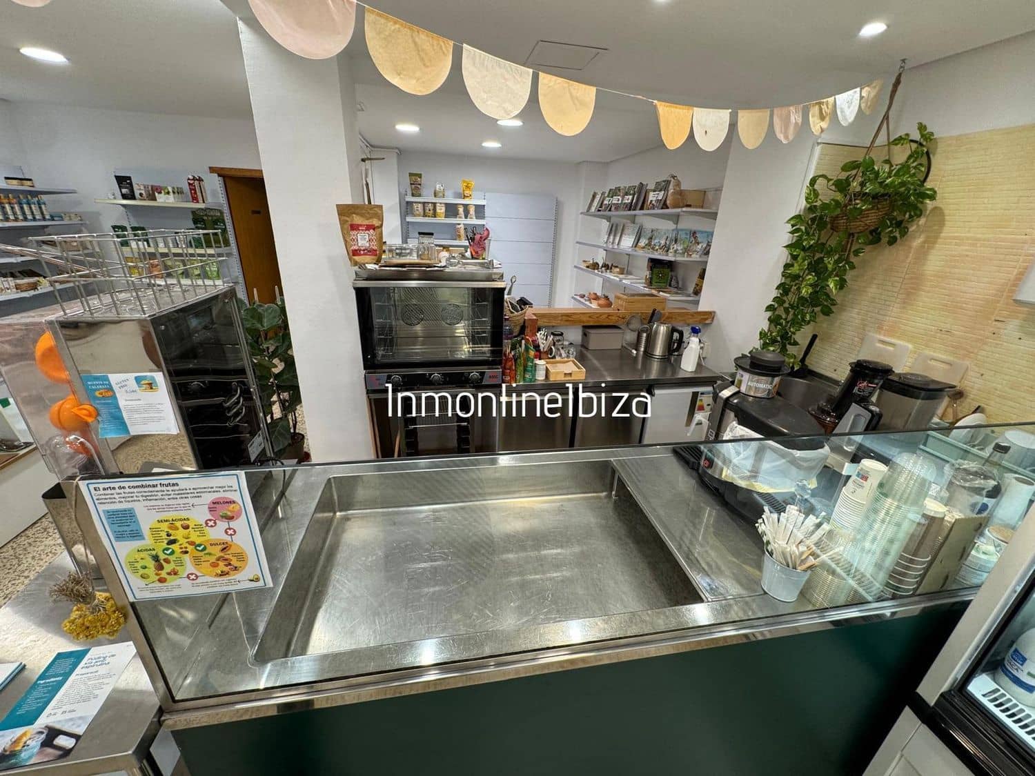 Commerciale da affittare in Santa Eulalia / Santa Eularia - 1.500 € (Rif: 10182372)
