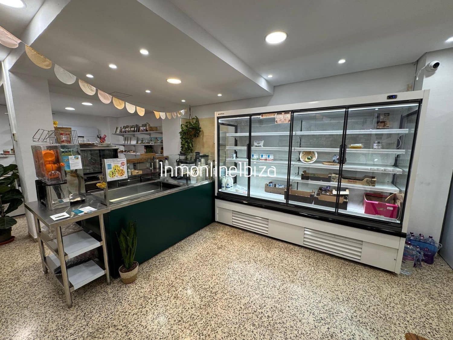 Commerciale da affittare in Santa Eulalia / Santa Eularia - 1.500 € (Rif: 10182372)
