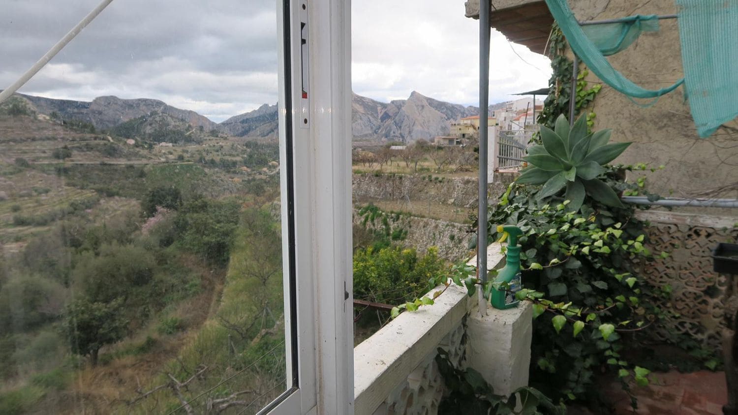 6 chambre Finca/Maison de Campagne à vendre à Tarbena - 184 000 € (Ref: 4447292)