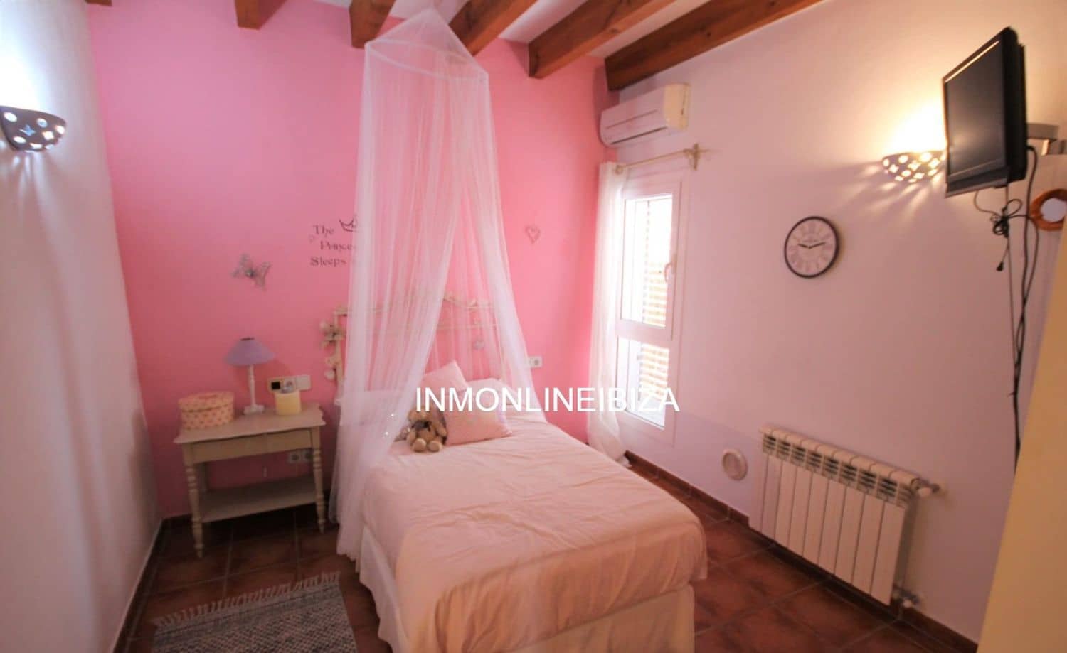 2 bedroom Villa for rent in San Jose / Sant Josep de Sa Talaia with pool garage - € 3,000 (Ref: 4557326)