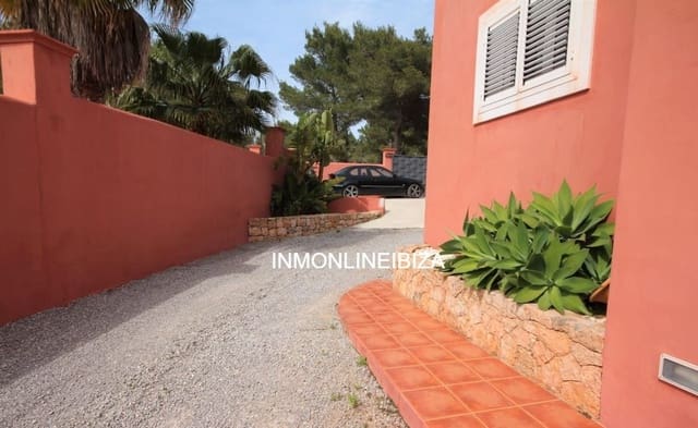 Villa/Maison de 2 chambres à louer à San Jose / Sant Josep de Sa Talaia avec piscine garage - 3 000 € (Ref: 4557326)