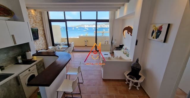 Strandappartement te huur in Sant Agusti des Vedra, San Jose / Sant Josep de Sa Talaia - € 5.000 (Ref: 7636117)