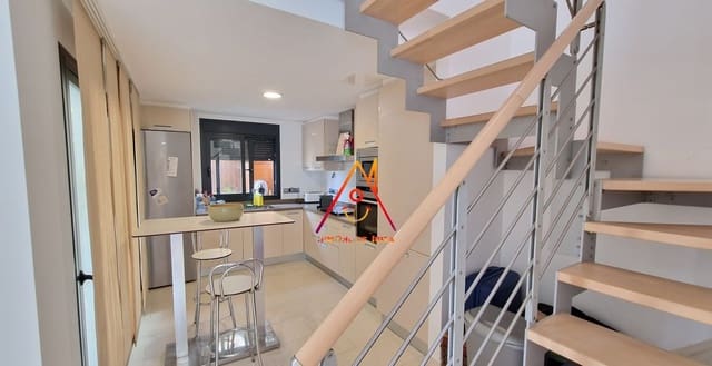 Maison de Ville de 3 chambres à louer à Santa Gertrudis de Fruitera, Santa Eulalia / Santa Eularia avec piscine garage - 4 000 € (Ref: 7715024)