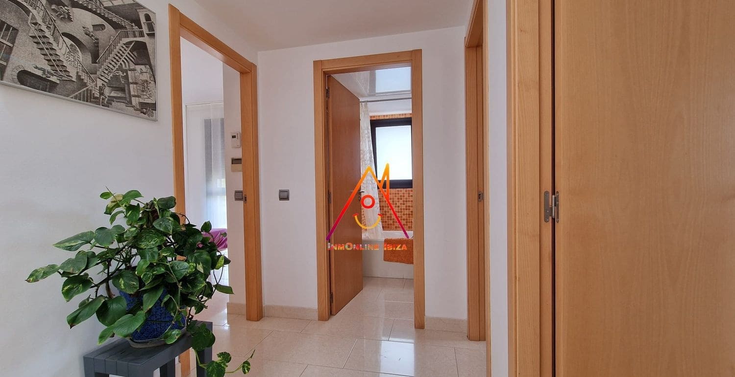 Maison de Ville de 3 chambres à louer à Santa Gertrudis de Fruitera avec piscine garage - 4 000 € (Ref: 7715024)