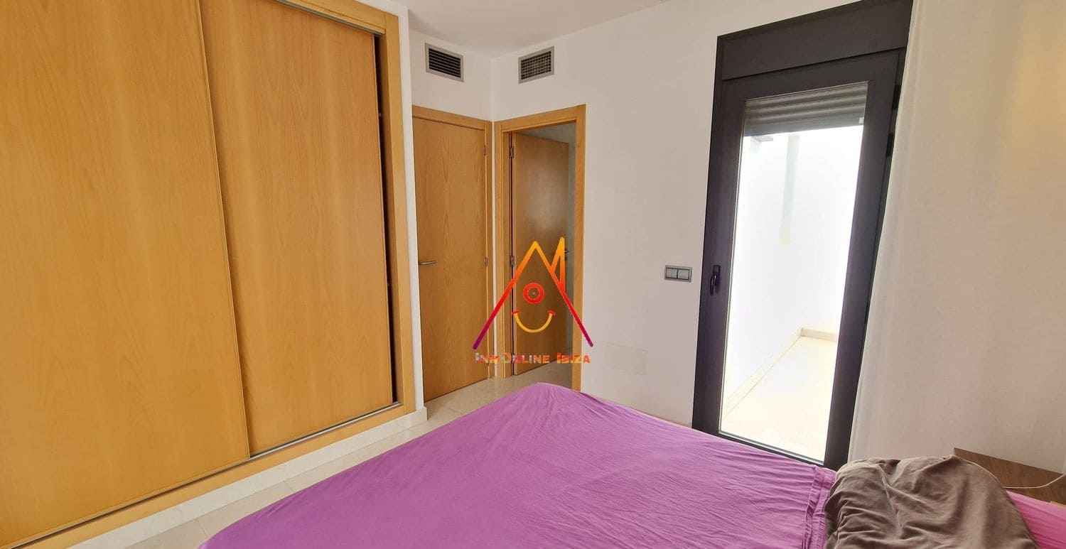 Maison de Ville de 3 chambres à louer à Santa Gertrudis de Fruitera avec piscine garage - 4 000 € (Ref: 7715024)