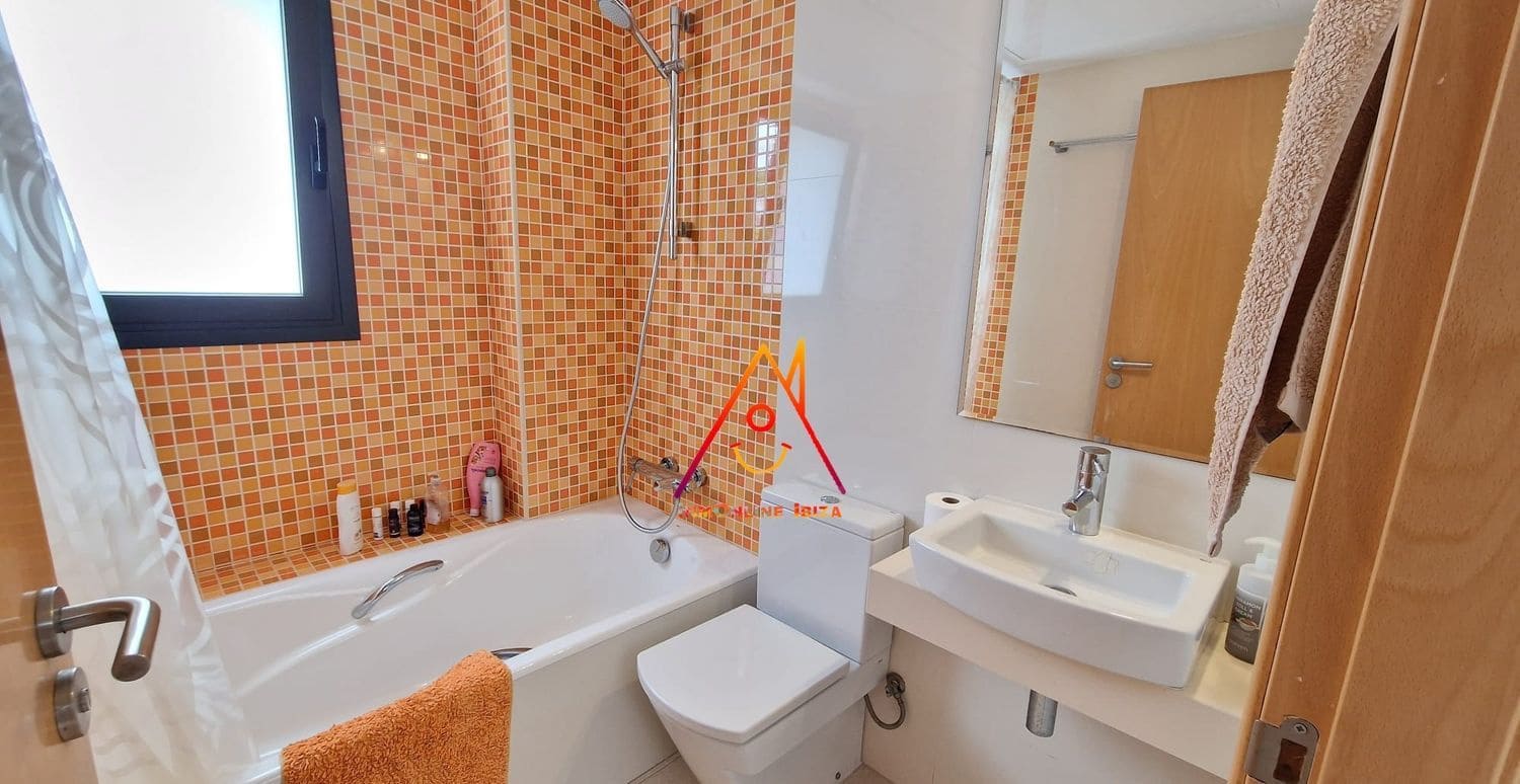 Maison de Ville de 3 chambres à louer à Santa Gertrudis de Fruitera avec piscine garage - 4 000 € (Ref: 7715024)