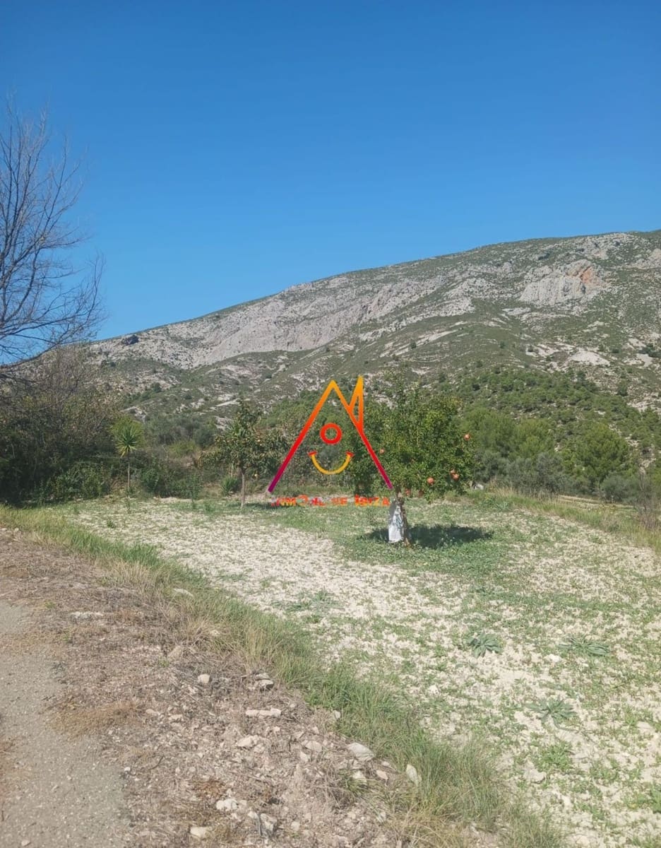 4 sypialnia Finka/Dom wiejski na sprzedaż w Famorca - 65 000 € (Ref: 7959775)