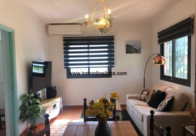 2 sypialnia Willa do wynajęcia w Es Cubells, San Jose / Sant Josep de Sa Talaia z basenem - 3 000 € (Ref: 8247000)