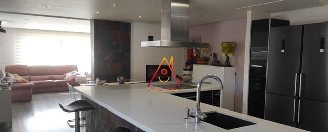 4 bedroom Villa for rent in Callosa d'En Sarrià with pool - € 4,000 (Ref: 8327249)